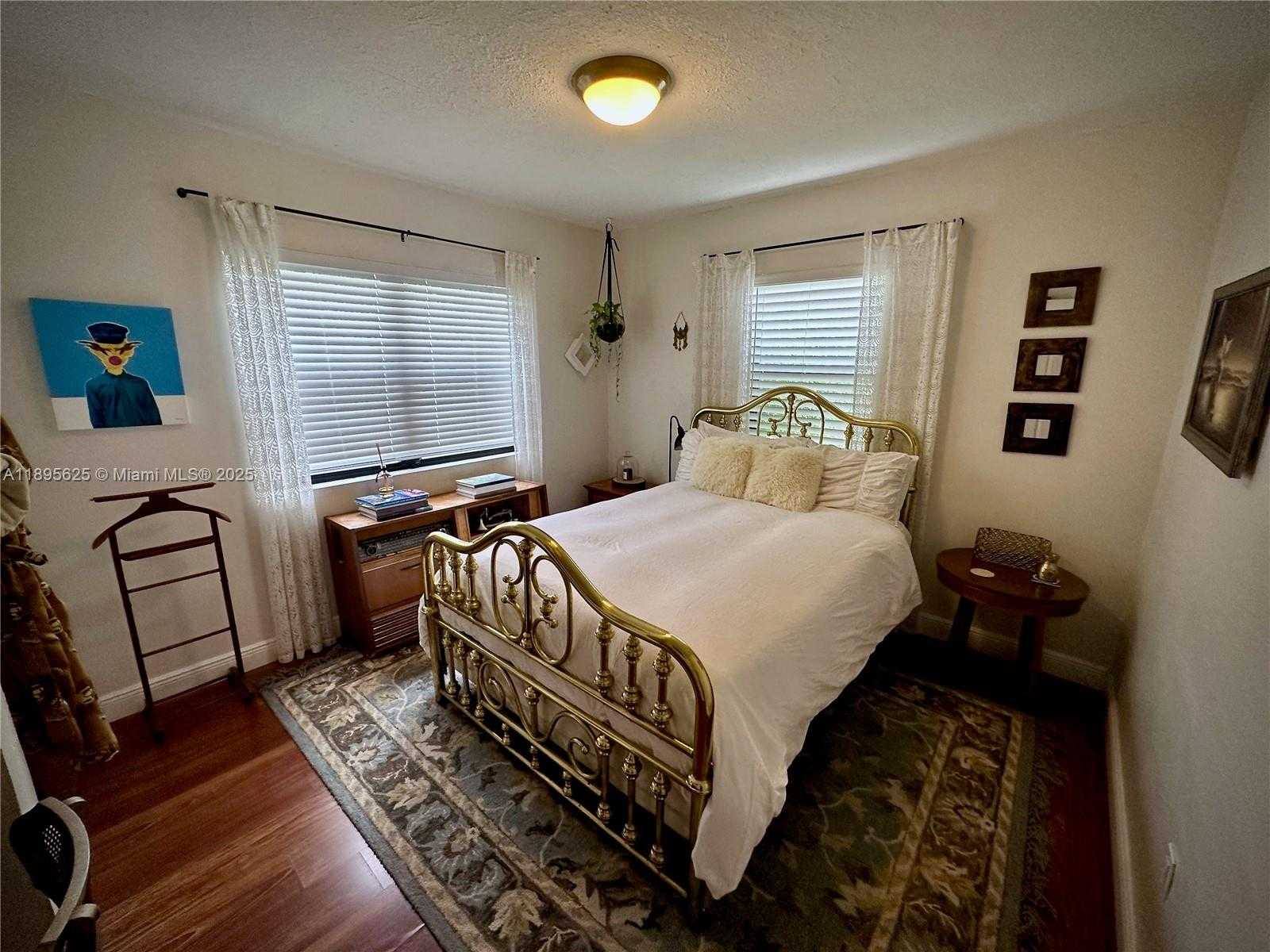 Small Image of 742 NORTH WEST 50TH ST, Miami Number 16