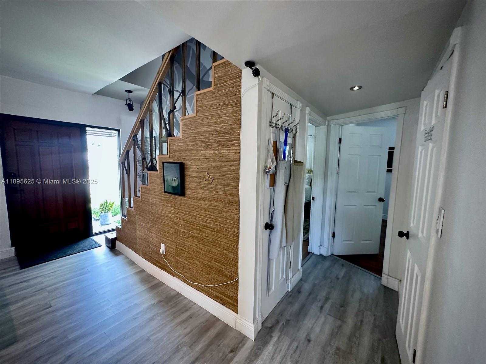 Small Image of 742 NORTH WEST 50TH ST, Miami Number 20