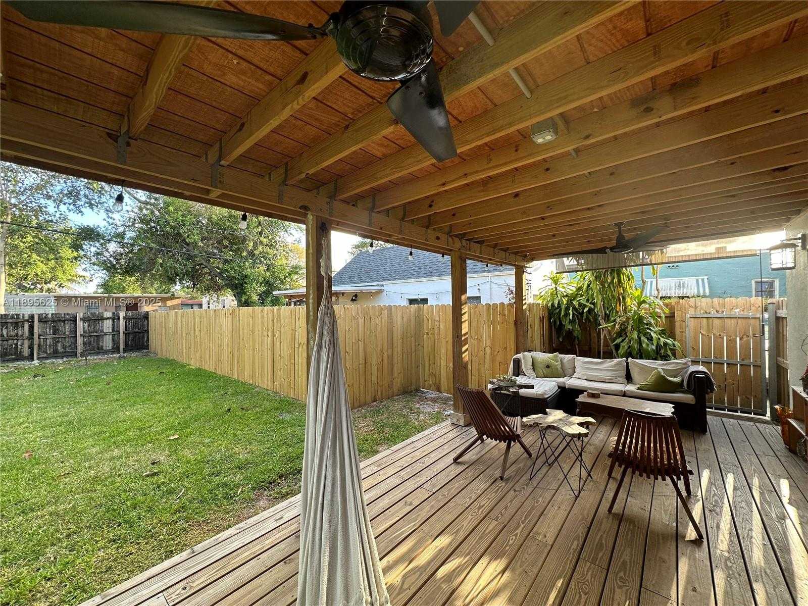 Small Image of 742 NORTH WEST 50TH ST, Miami Number 35