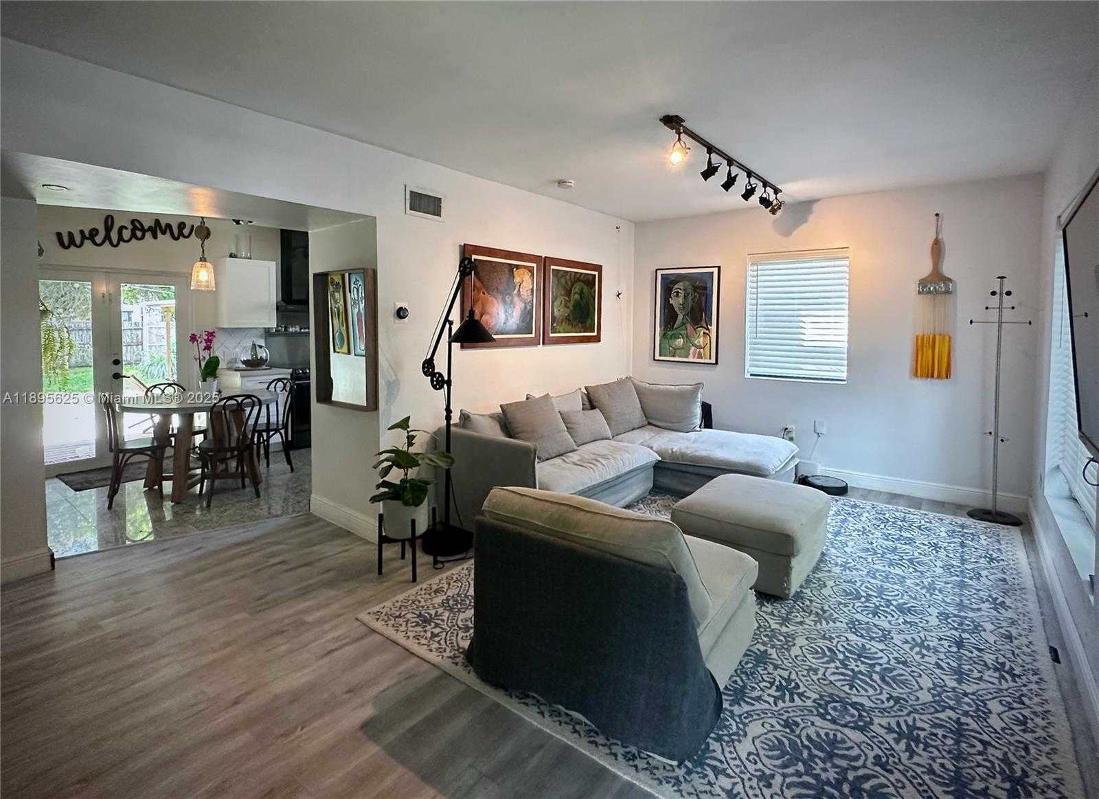 Small Image of 742 NORTH WEST 50TH ST, Miami Number 7