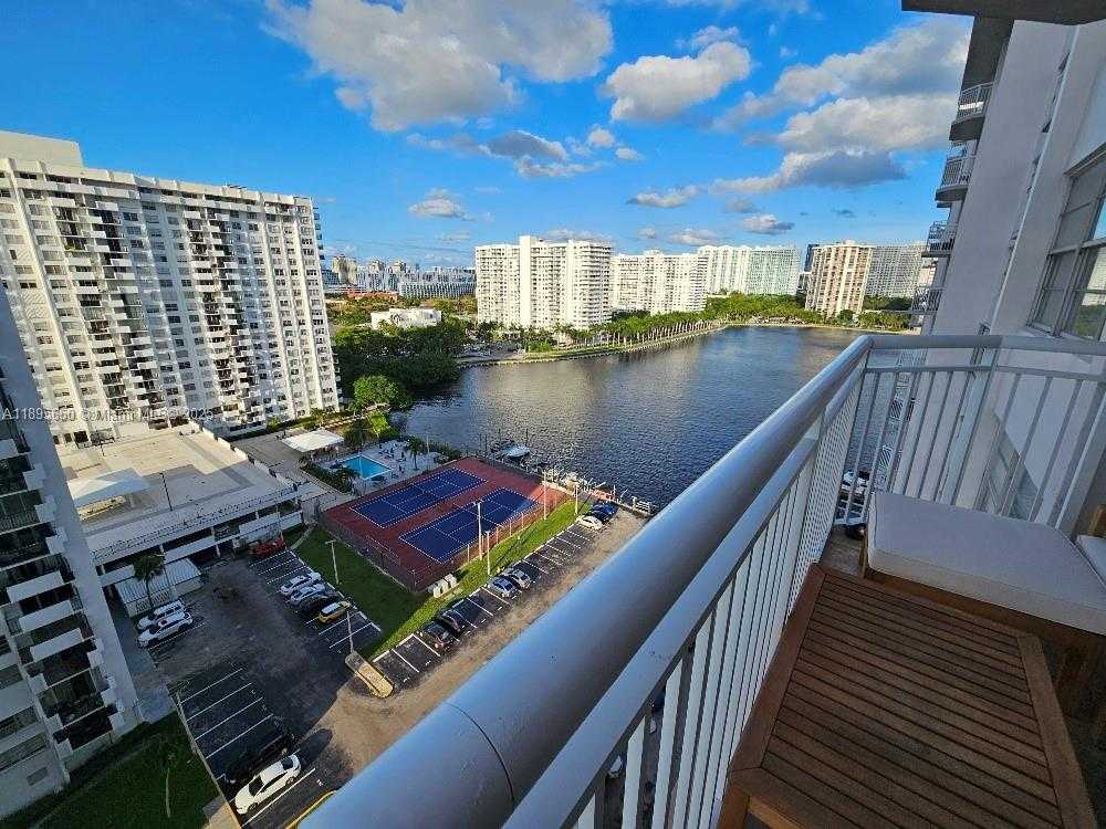 Small Image of 18061 BISCAYNE BLVD #1602, Aventura Number 16