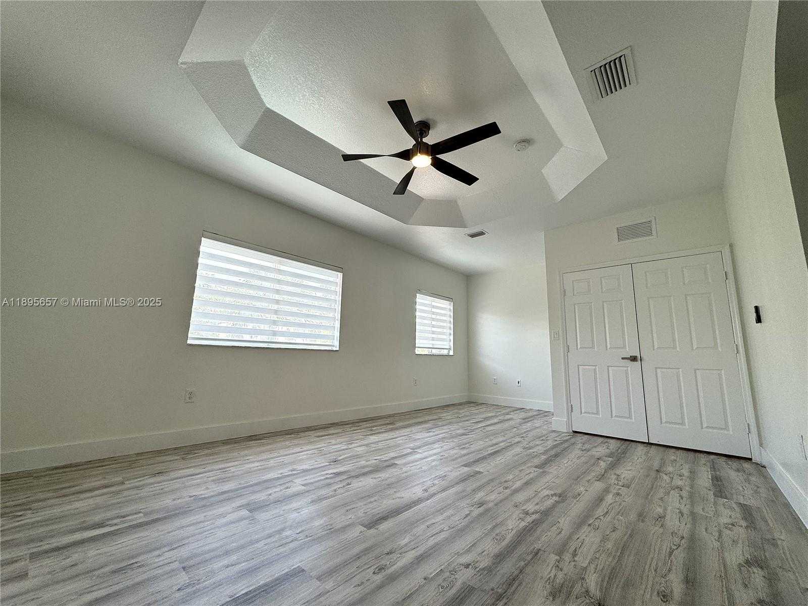 Small Image of 15813 SOUTH WEST 140TH ST, Miami Number 15