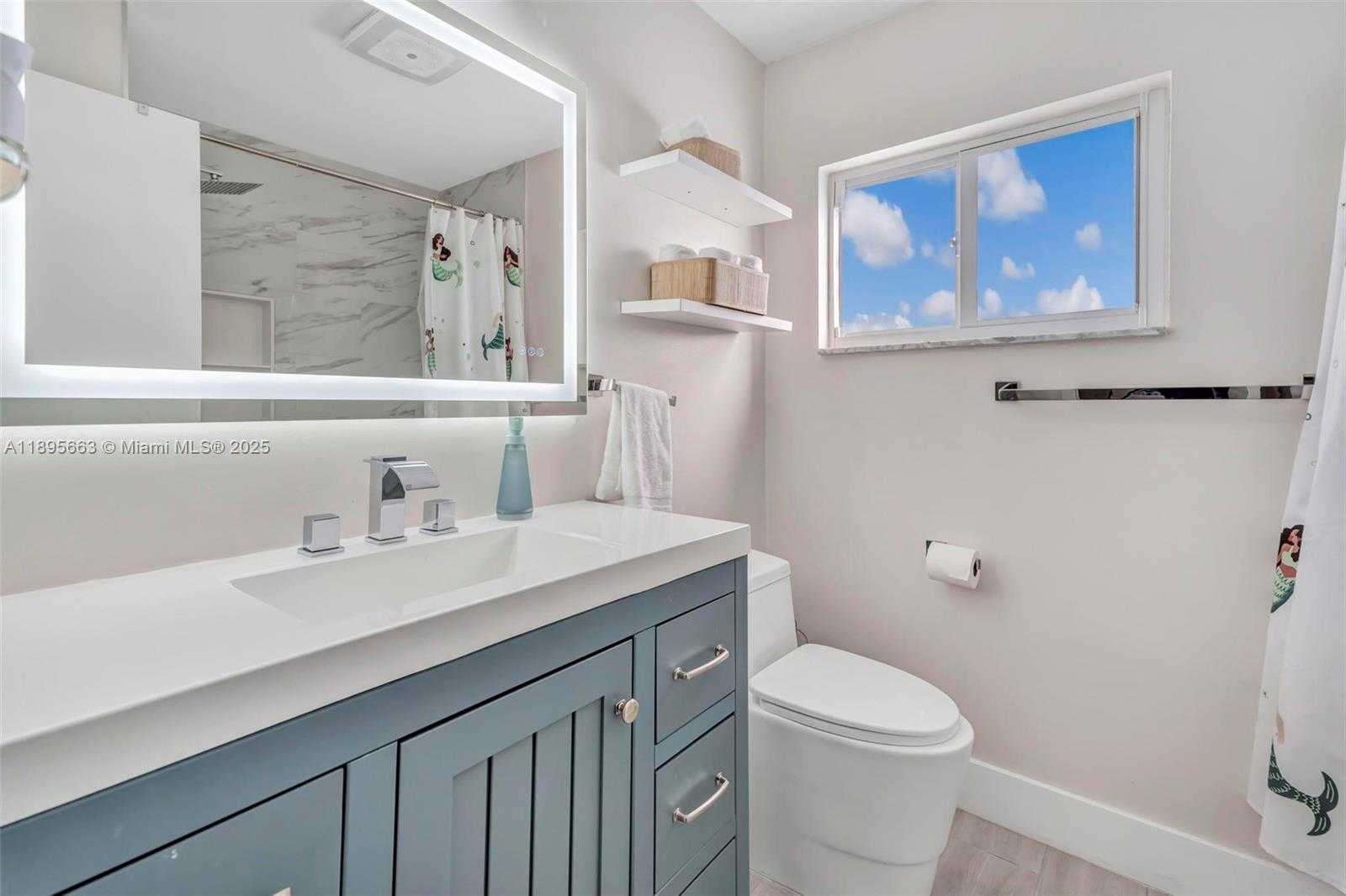 Small Image of 9212 NORTH WEST 81ST PL, Tamarac Number 12