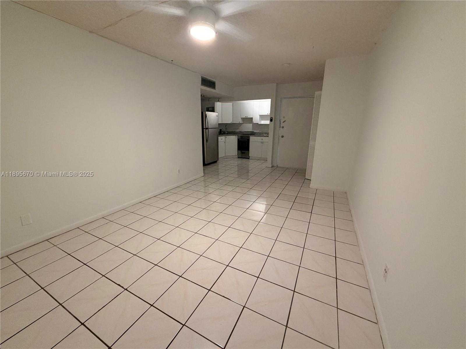 Small Image of 899 WEST AVE #4D, Miami Beach Number 9