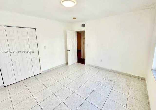 Small Image of 2101 BAY DR #3, Miami Beach Number 25