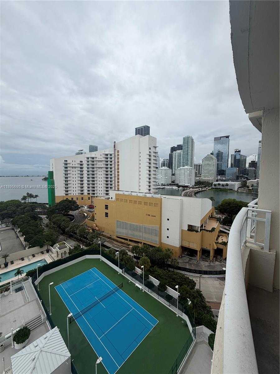 Small Image of 770 CLAUGHTON ISLAND DR #1510, Miami Number 15