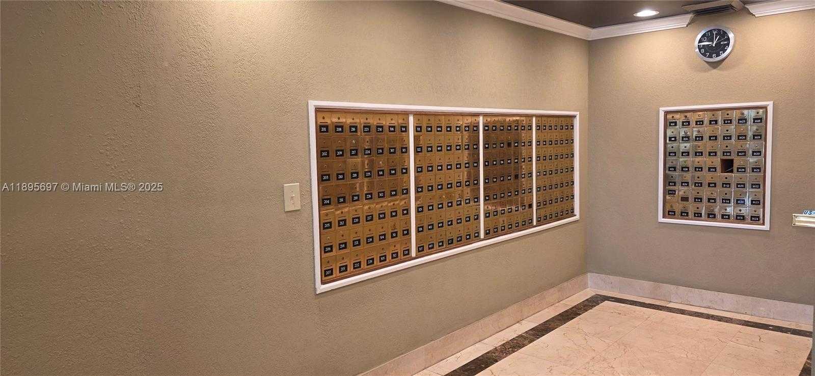 Imagen de Pequeño Objeto