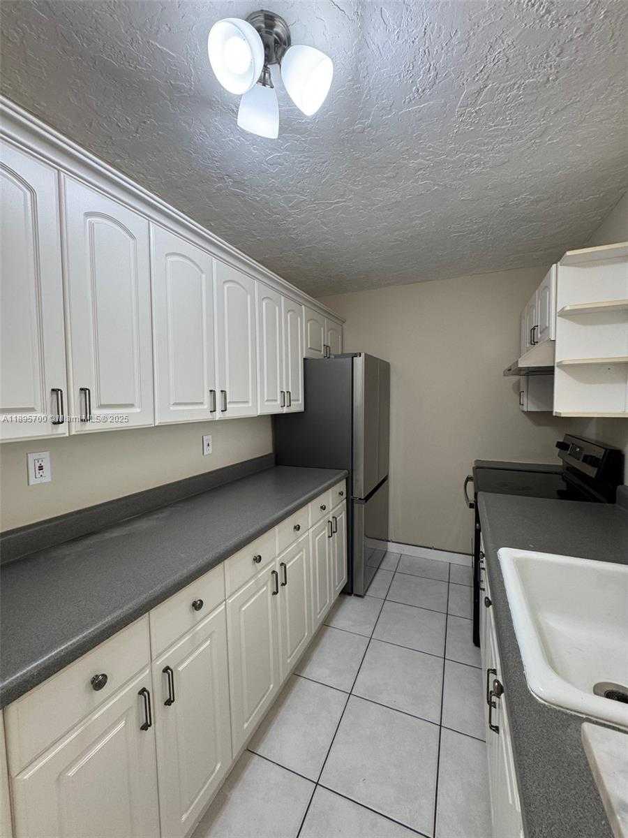Small Image of 10500 SOUTH WEST 108TH AVE #B315, Miami Number 3