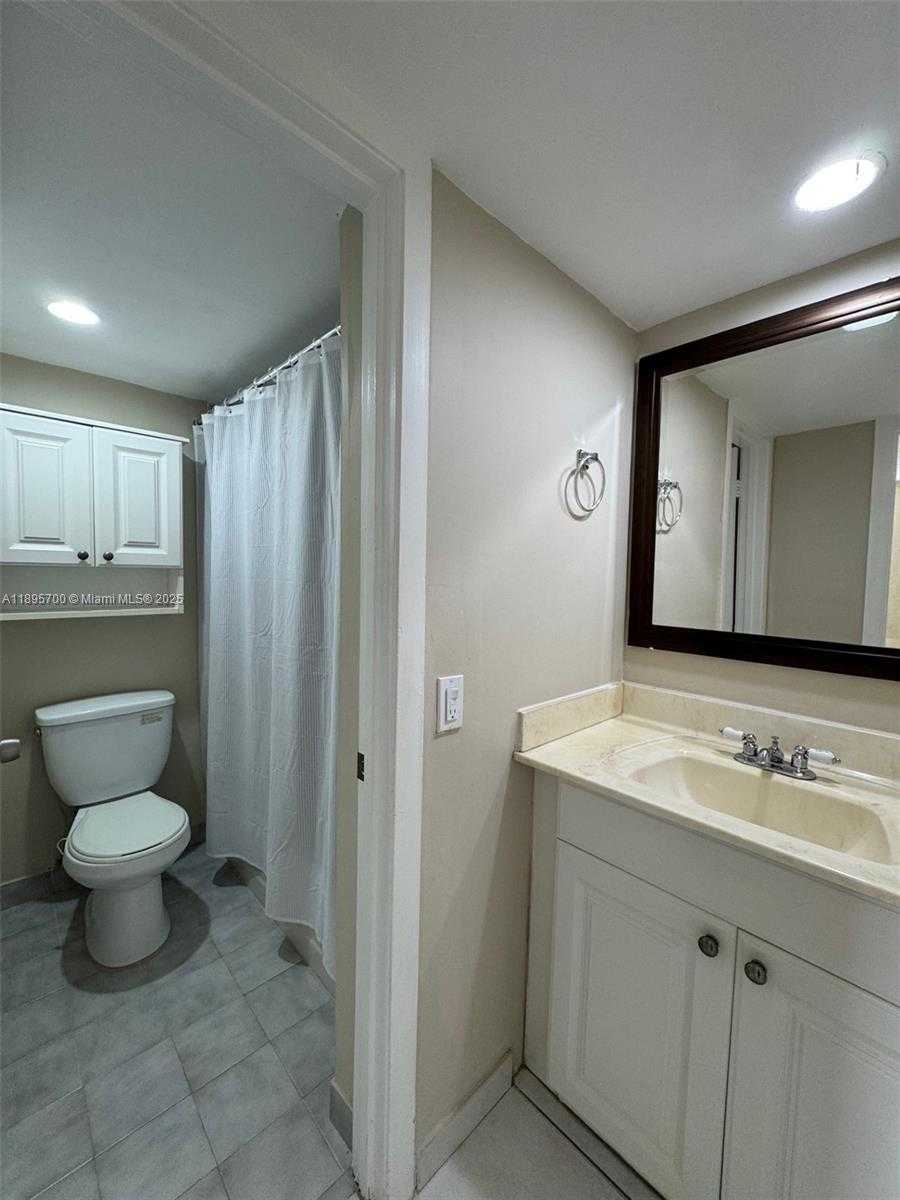 Small Image of 10500 SOUTH WEST 108TH AVE #B315, Miami Number 7