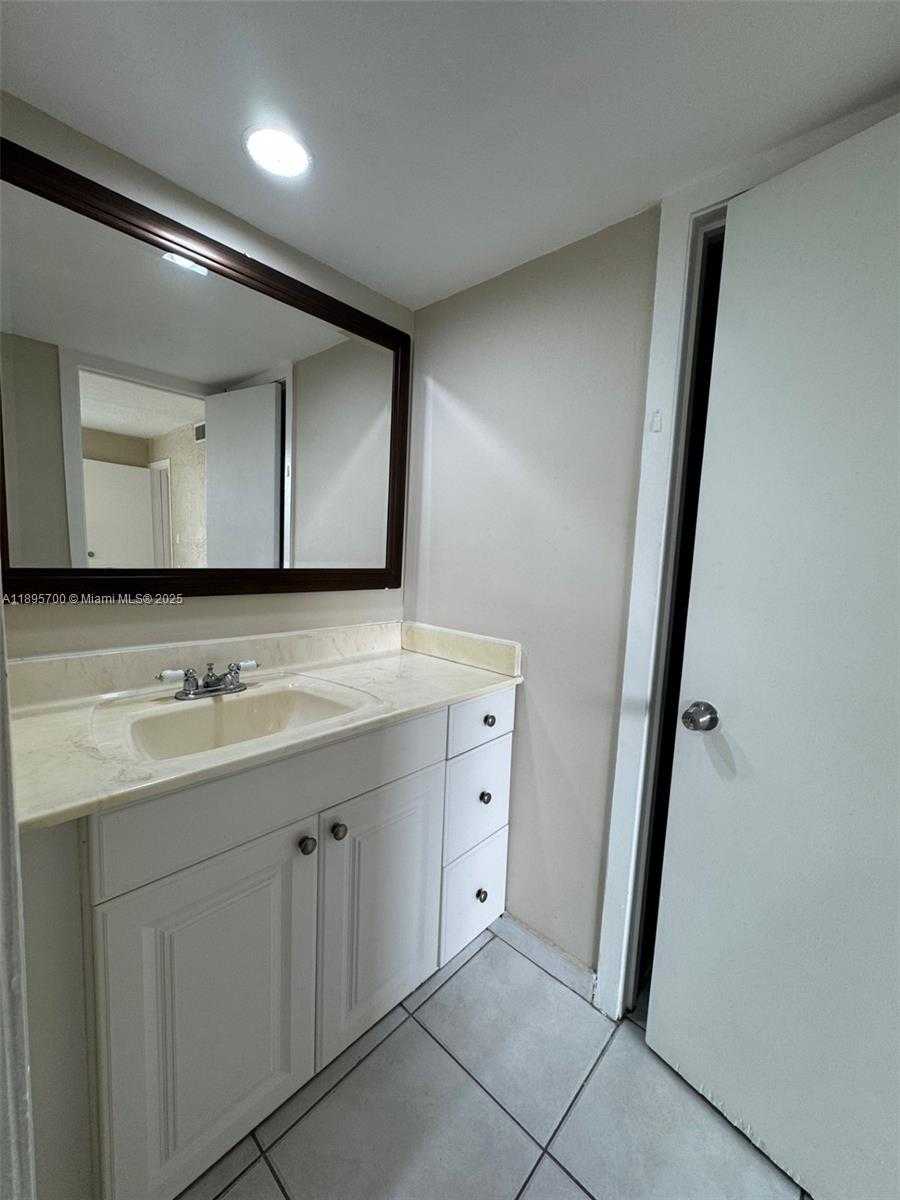 Small Image of 10500 SOUTH WEST 108TH AVE #B315, Miami Number 8
