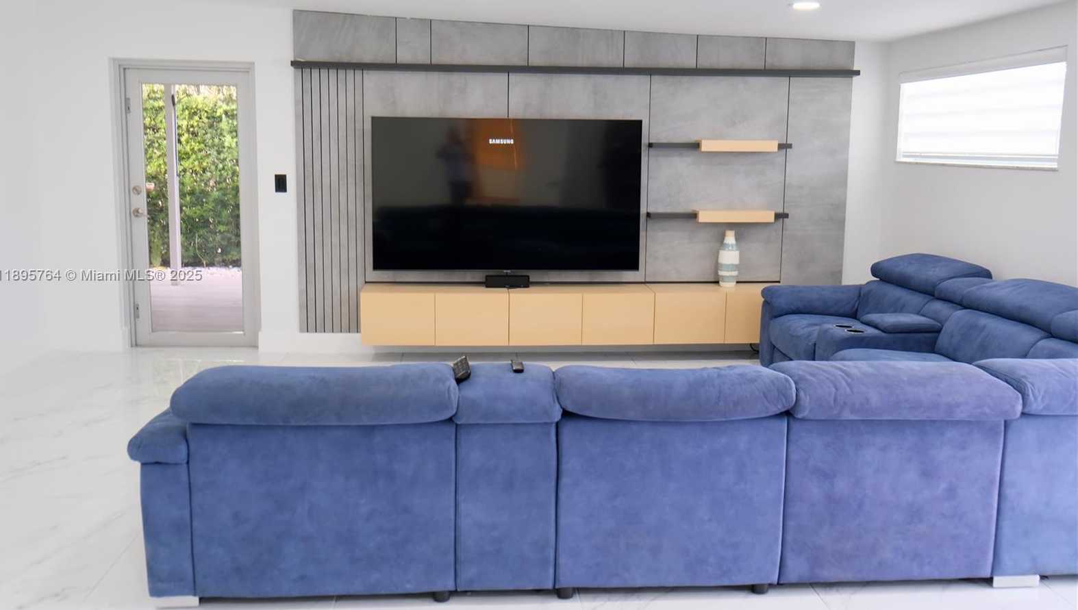 Small Image of 4311 SOUTH WEST 104TH CT, Miami Number 15