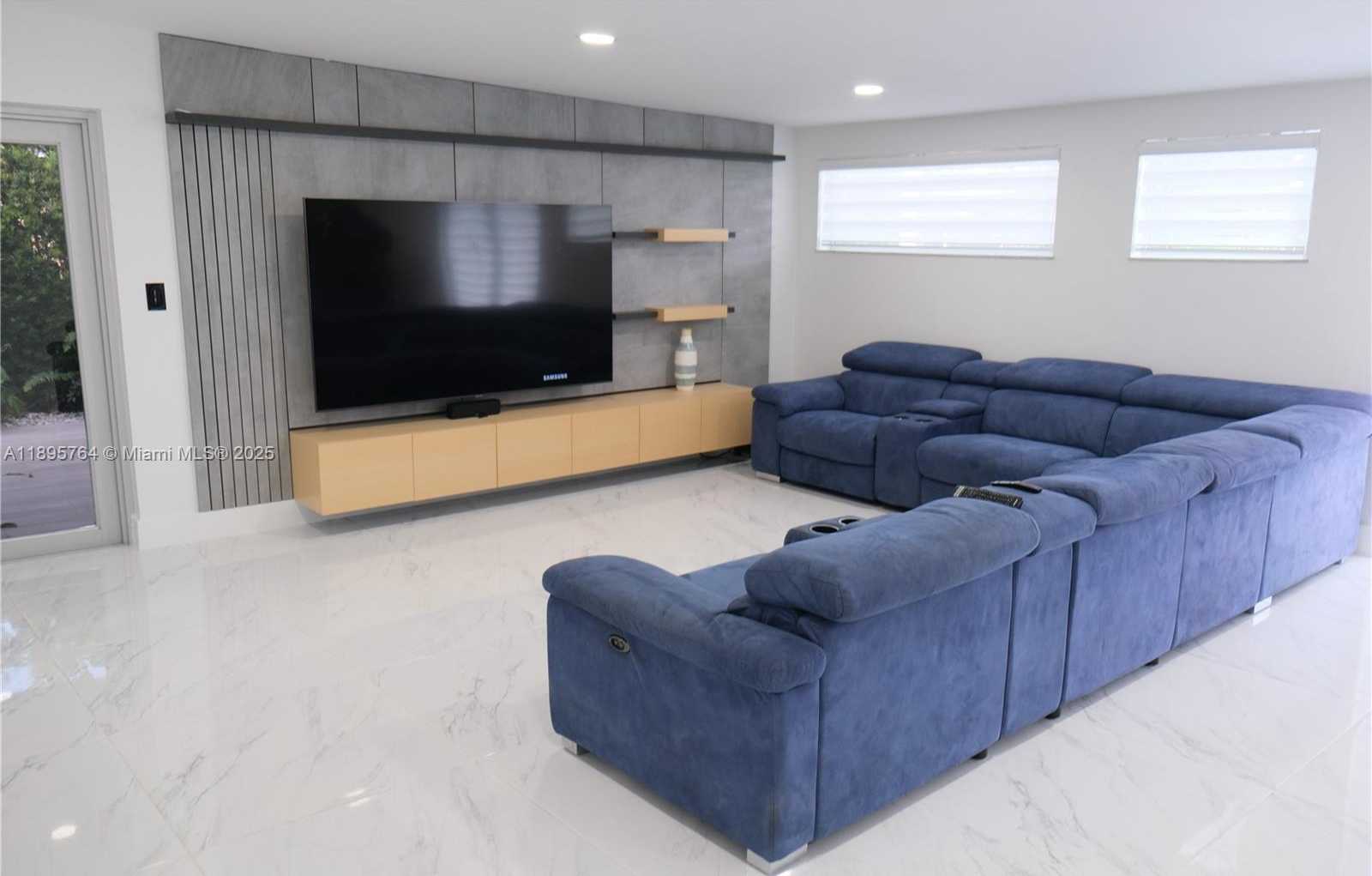 Small Image of 4311 SOUTH WEST 104TH CT, Miami Number 16