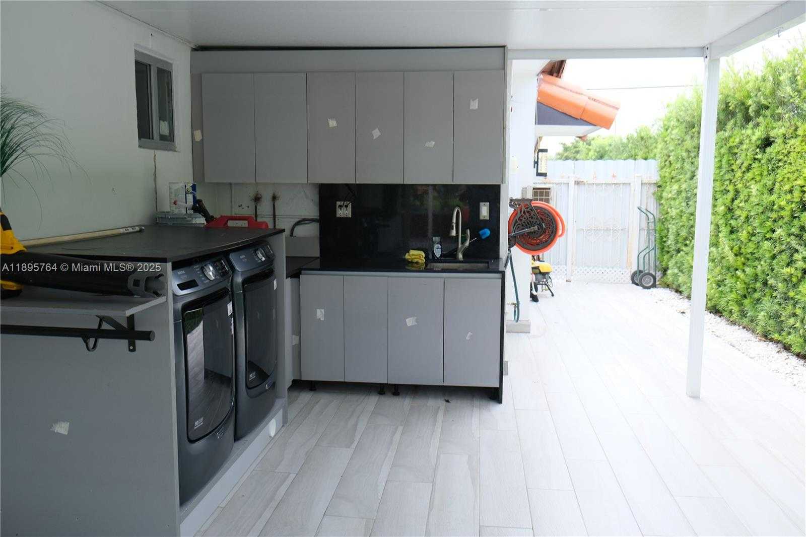 Small Image of 4311 SOUTH WEST 104TH CT, Miami Number 29