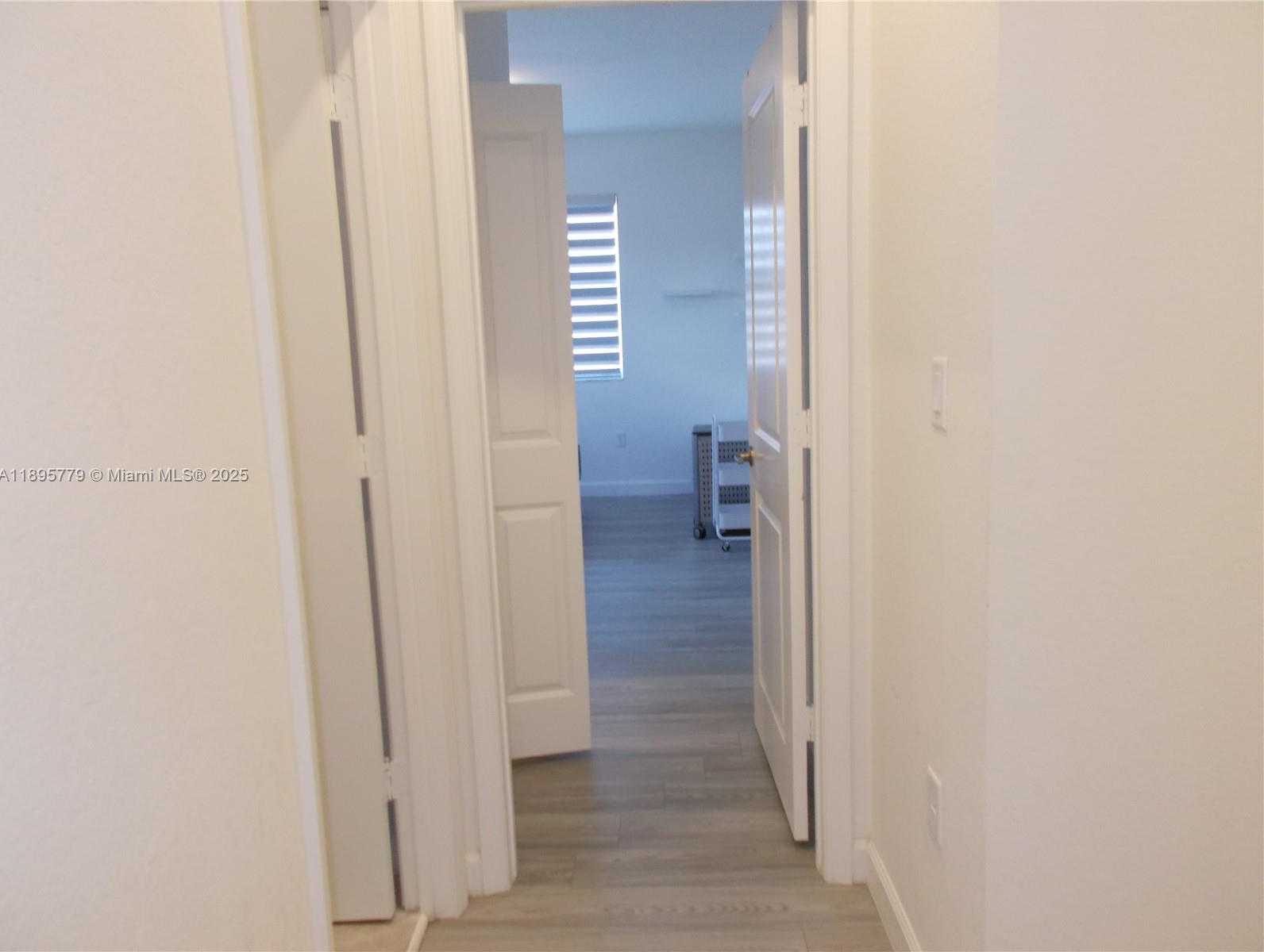 Small Image of 879 SOUTH EAST 26TH TER, Homestead Number 11