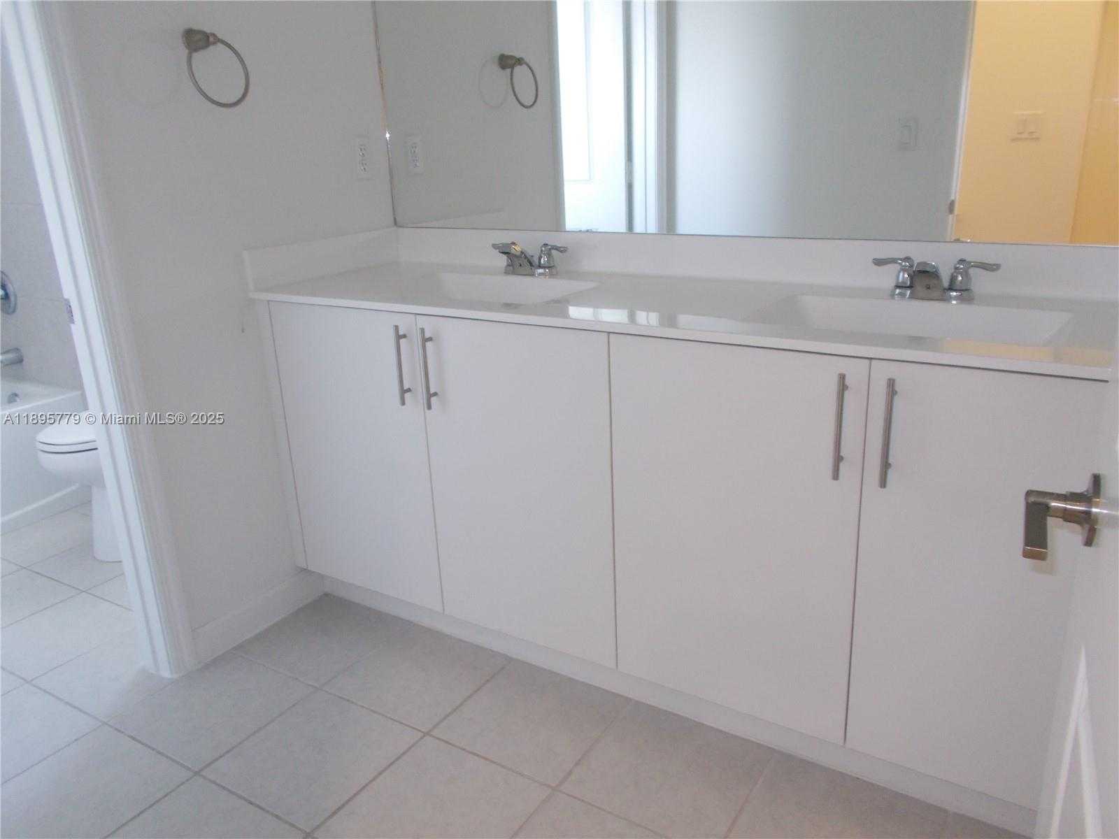 Small Image of 879 SOUTH EAST 26TH TER, Homestead Number 22