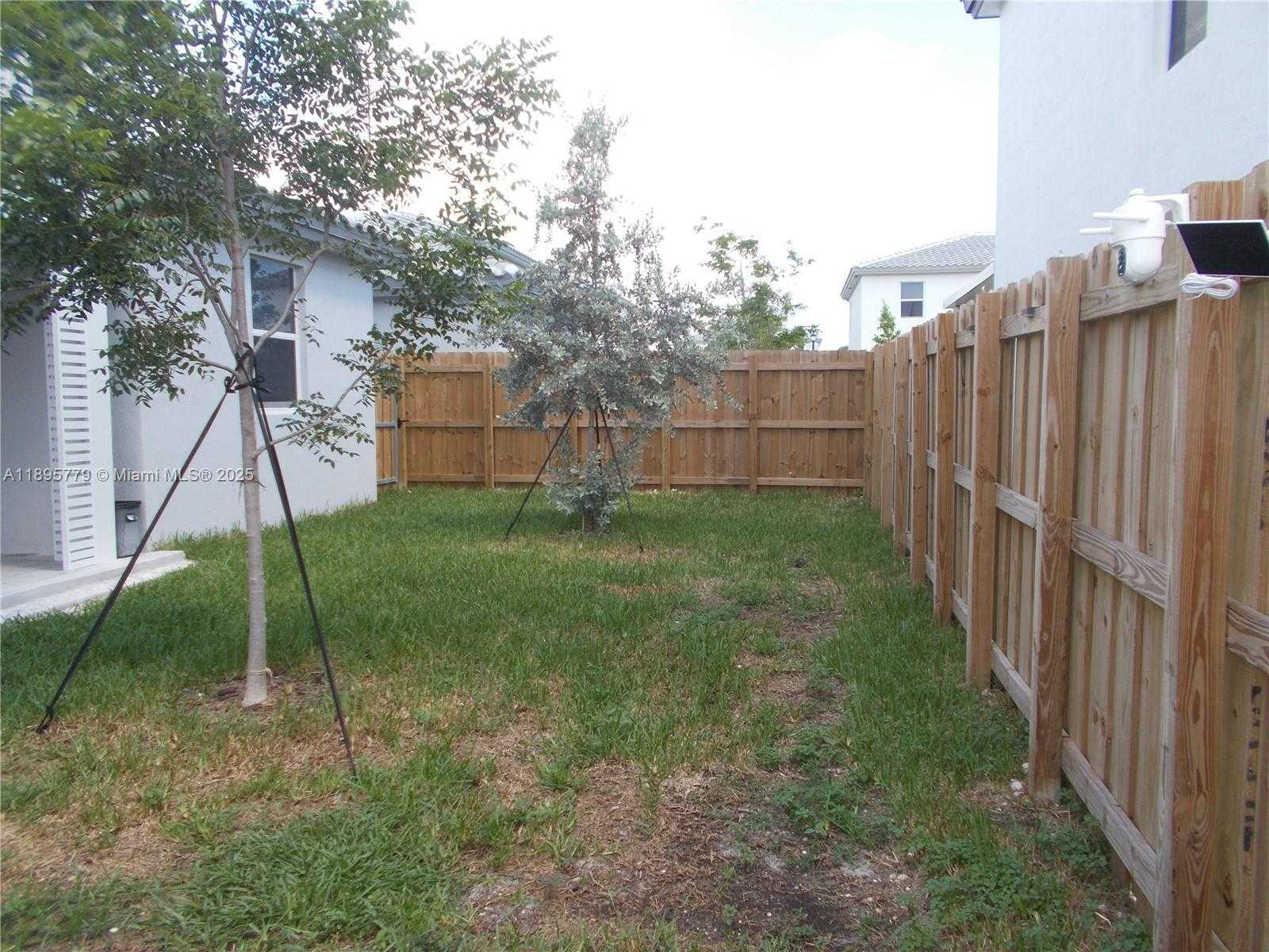 Small Image of 879 SOUTH EAST 26TH TER, Homestead Number 27