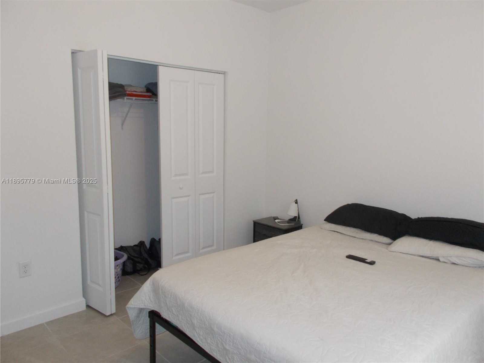 Small Image of 879 SOUTH EAST 26TH TER, Homestead Number 30