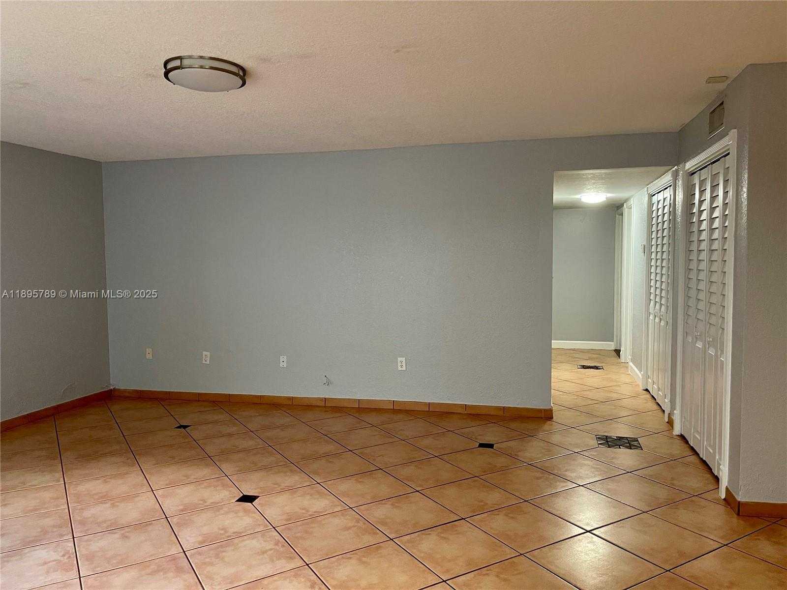 Small Image of 9456 SOUTH WEST 77TH AVE #T4, Miami Number 10