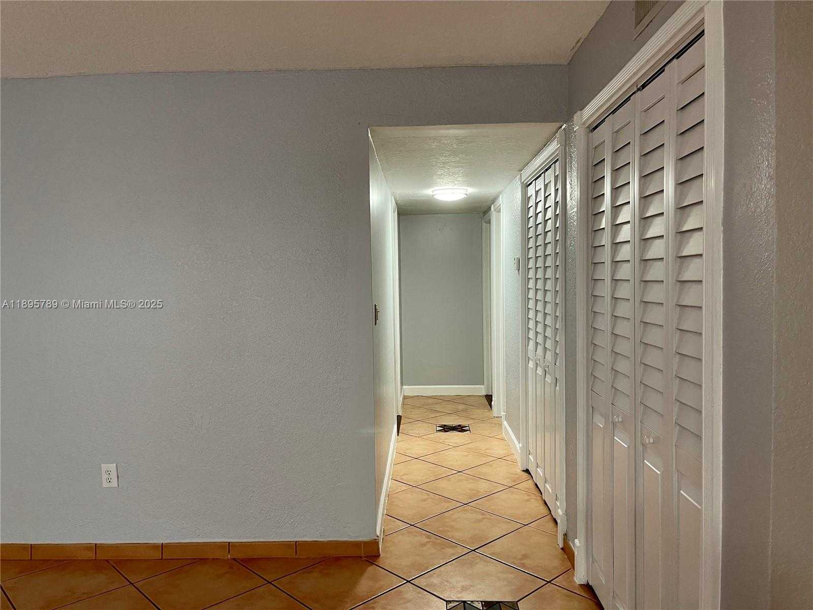 Small Image of 9456 SOUTH WEST 77TH AVE #T4, Miami Number 13