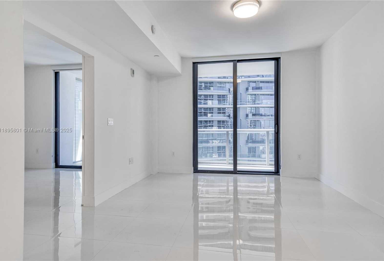 Small Image of 1010 BRICKELL AVE #3908, Miami Number 7