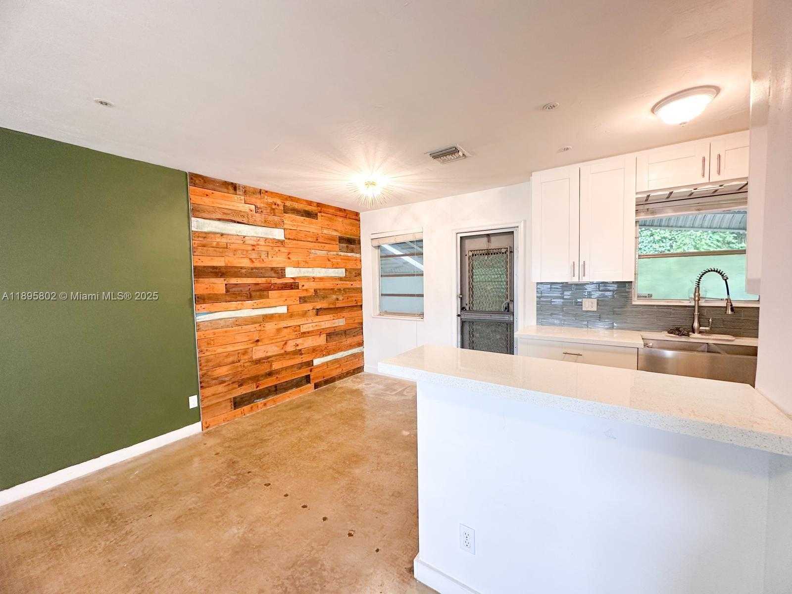 Small Image of 2222 JACKSON ST #4E, Hollywood Number 12