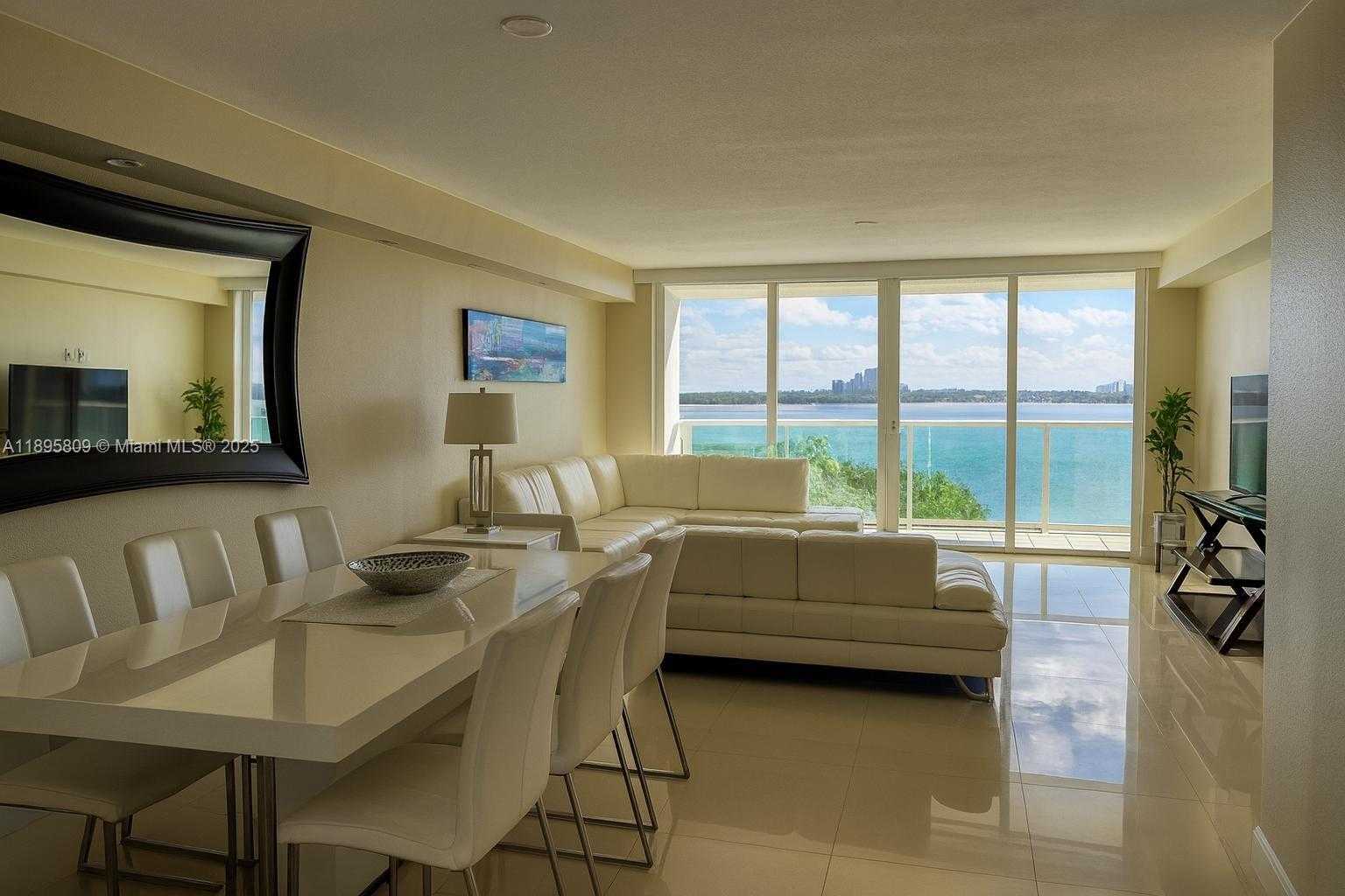Small Image of 100 BAYVIEW DR #1026, Sunny Isles Beach Number 2