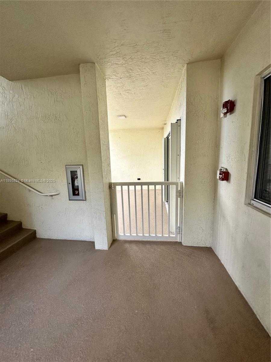 Small Image of 10700 NORTH WEST 66TH ST #201, Doral Number 11
