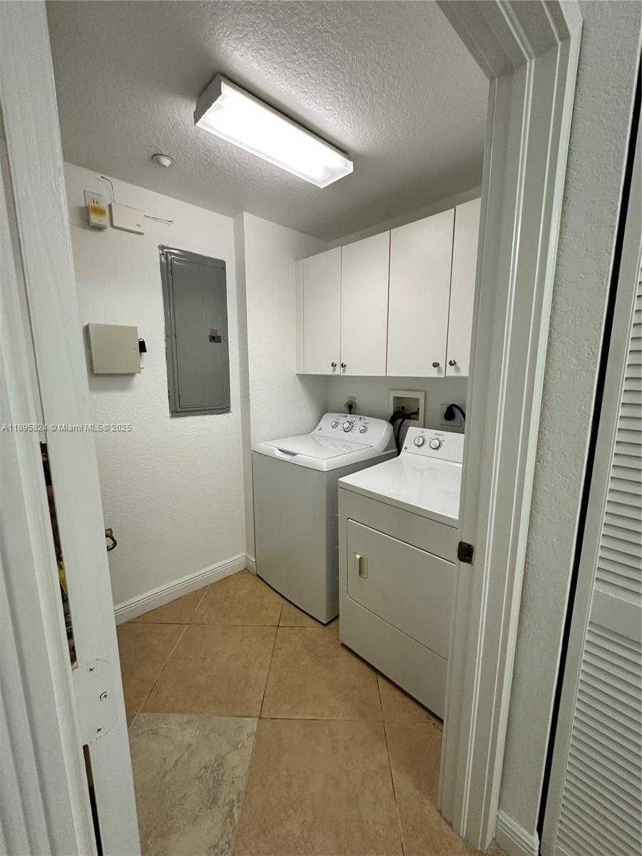 Small Image of 10700 NORTH WEST 66TH ST #201, Doral Number 17