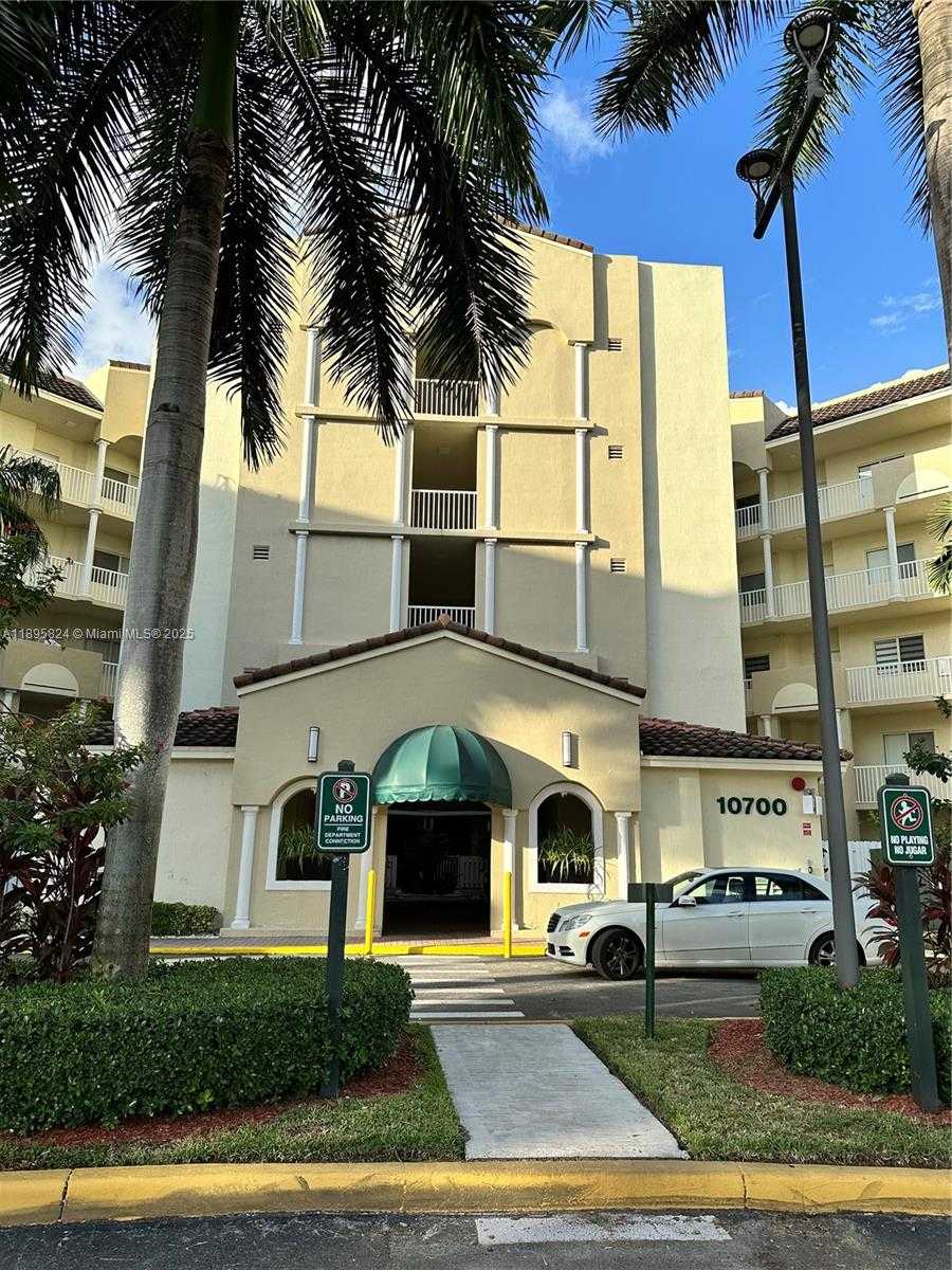 Small Image of 10700 NORTH WEST 66TH ST #201, Doral Number 2