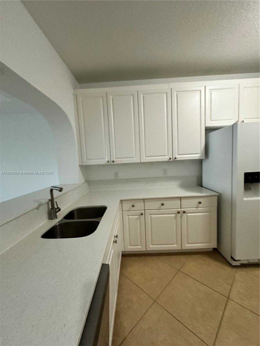 Small Image of 10700 NORTH WEST 66TH ST #201, Doral Number 33