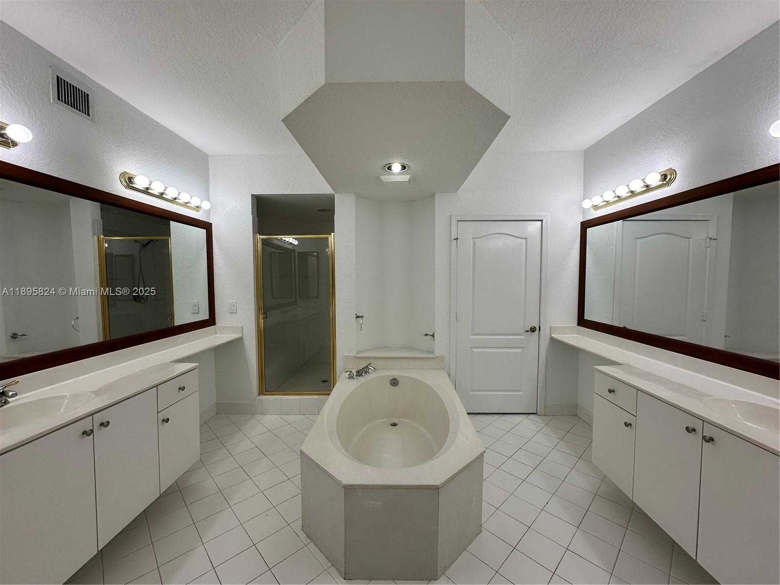 Small Image of 10700 NORTH WEST 66TH ST #201, Doral Number 56