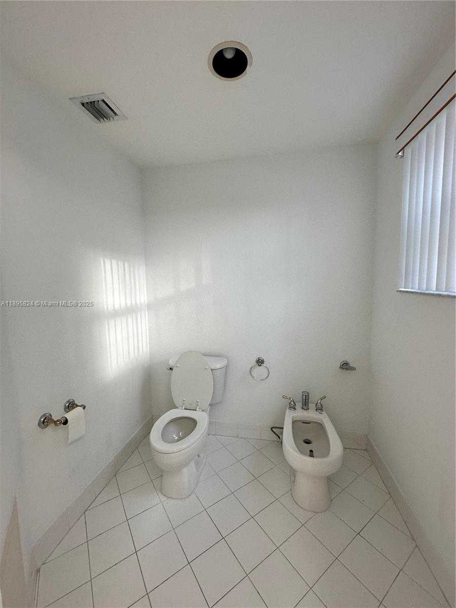Small Image of 10700 NORTH WEST 66TH ST #201, Doral Number 57