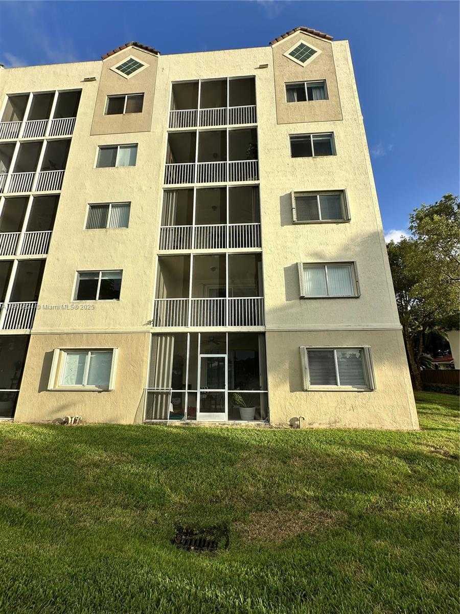 Small Image of 10700 NORTH WEST 66TH ST #201, Doral Number 65