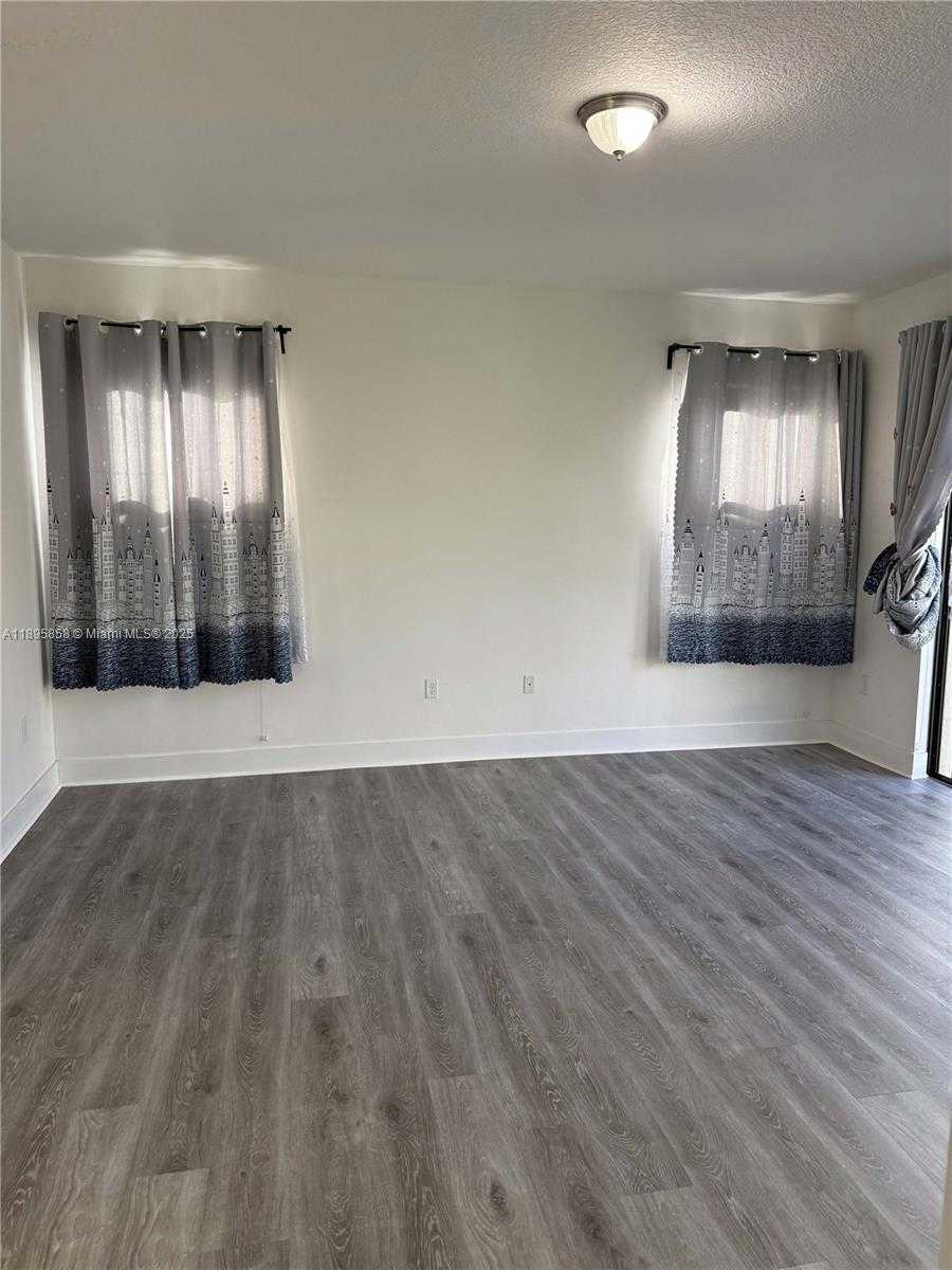 Small Image of 3299 WEST 96TH PL #n/a, Hialeah Number 24