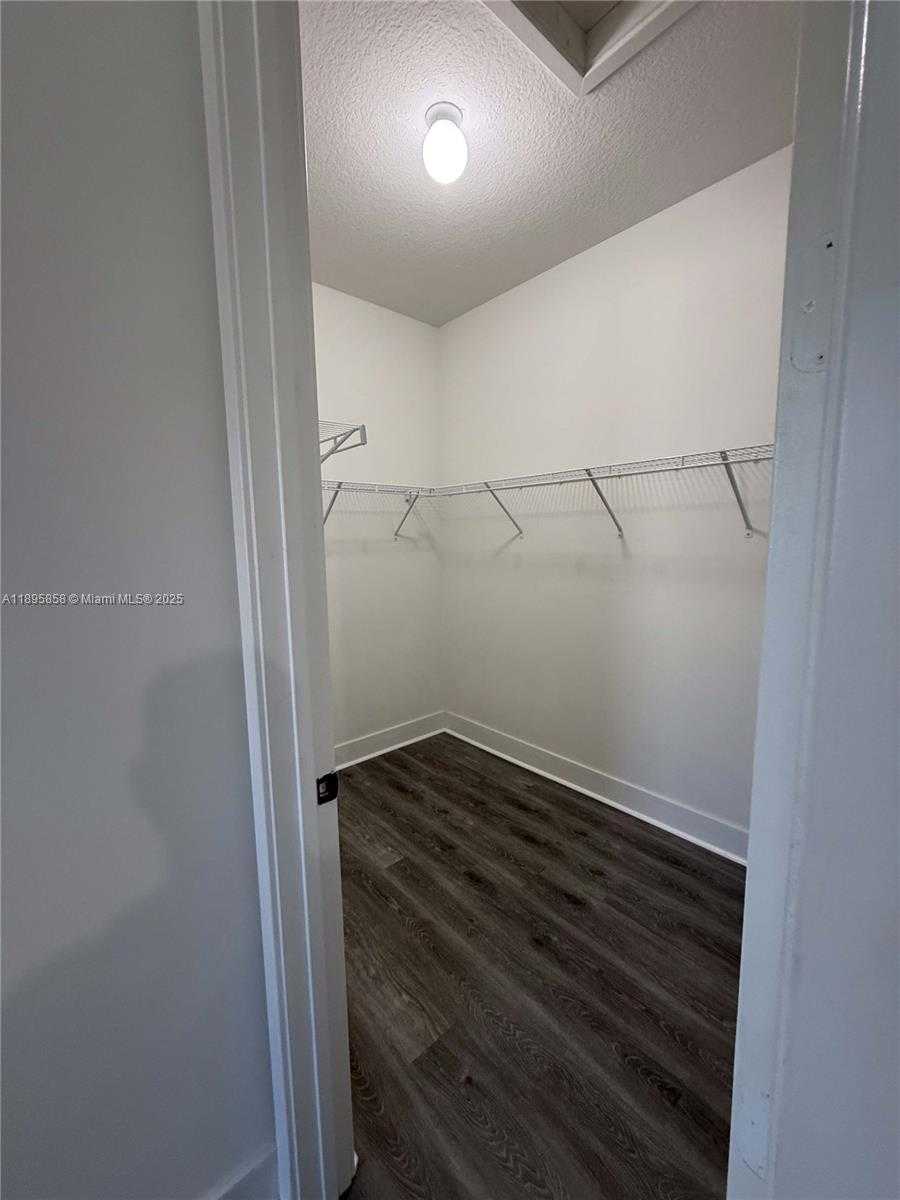 Small Image of 3299 WEST 96TH PL #n/a, Hialeah Number 26