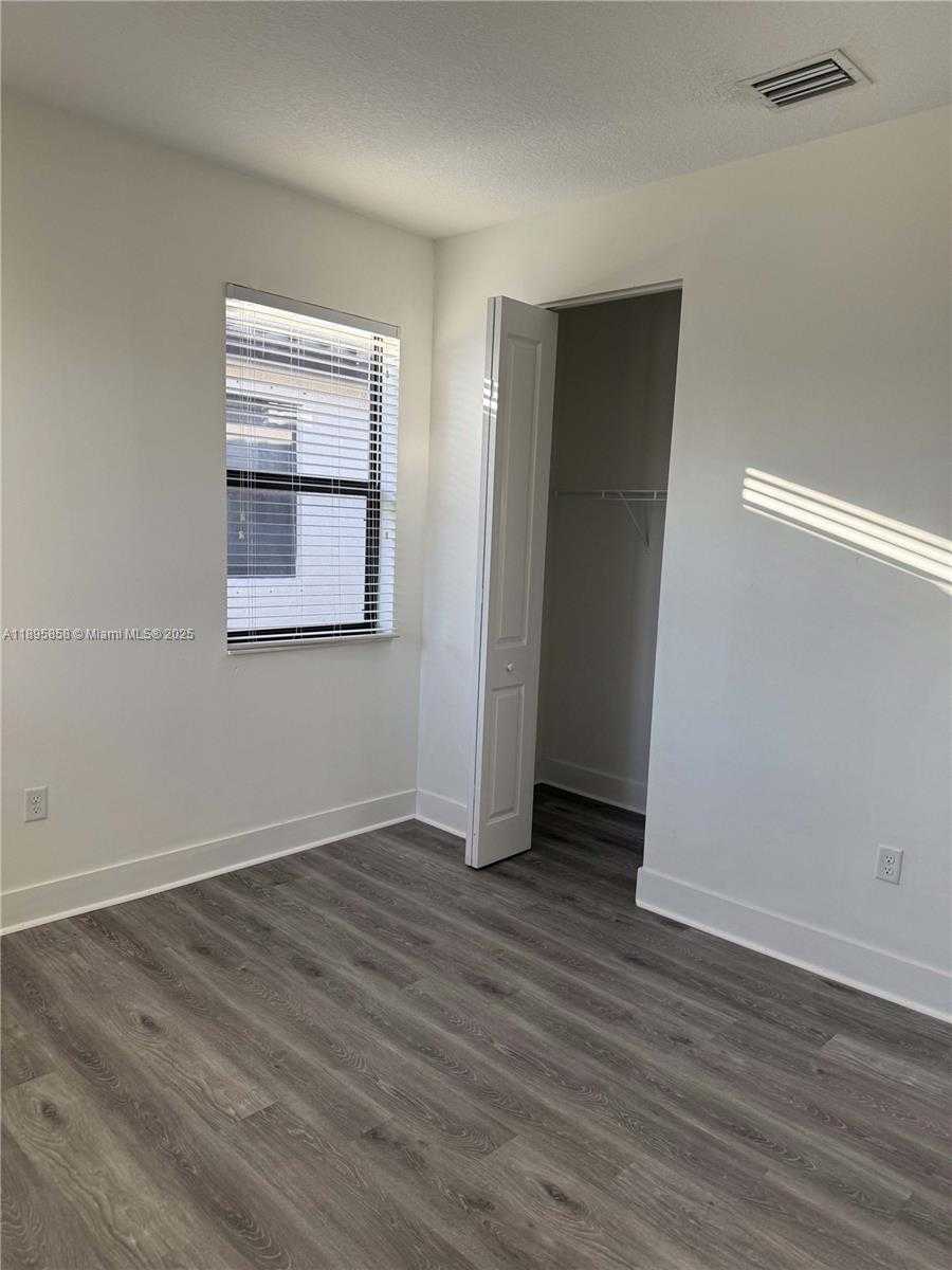 Small Image of 3299 WEST 96TH PL #n/a, Hialeah Number 6