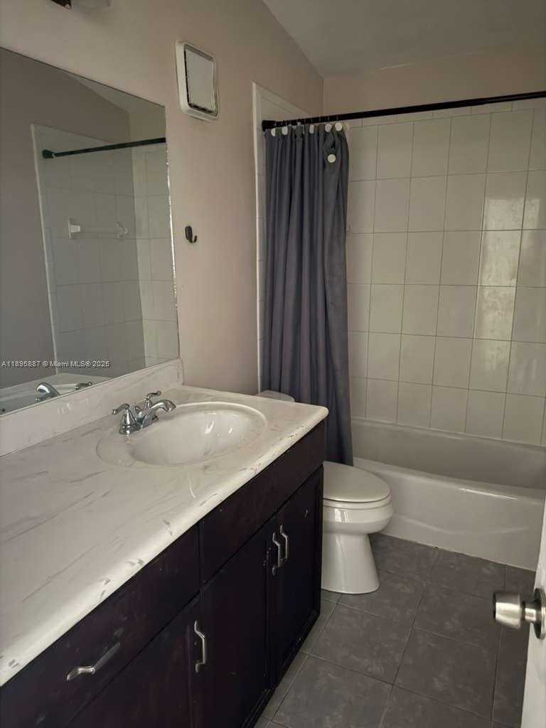 Small Image of 12507 SOUTH WEST 110TH S CANAL ST RD, Miami Number 20