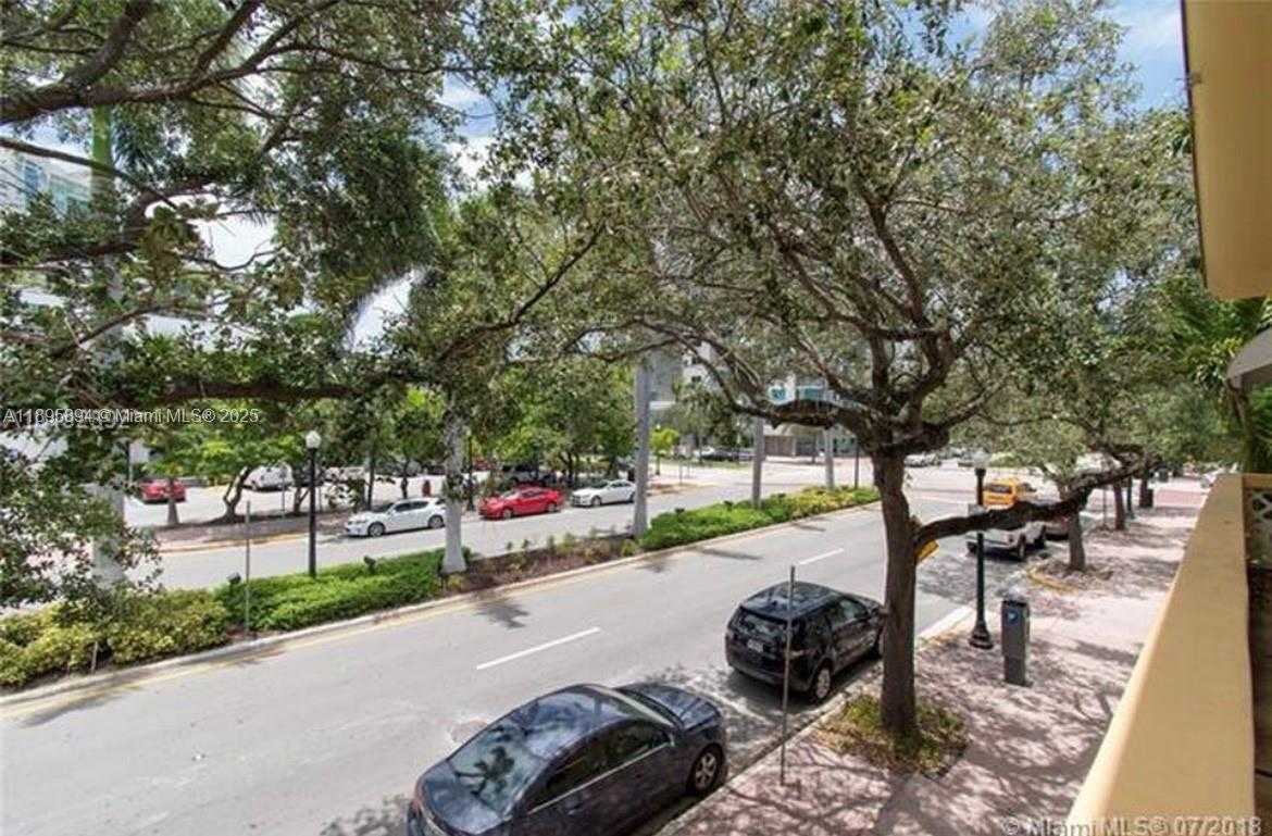 Small Image of 75 WASHINGTON AVE #9, Miami Beach Number 2