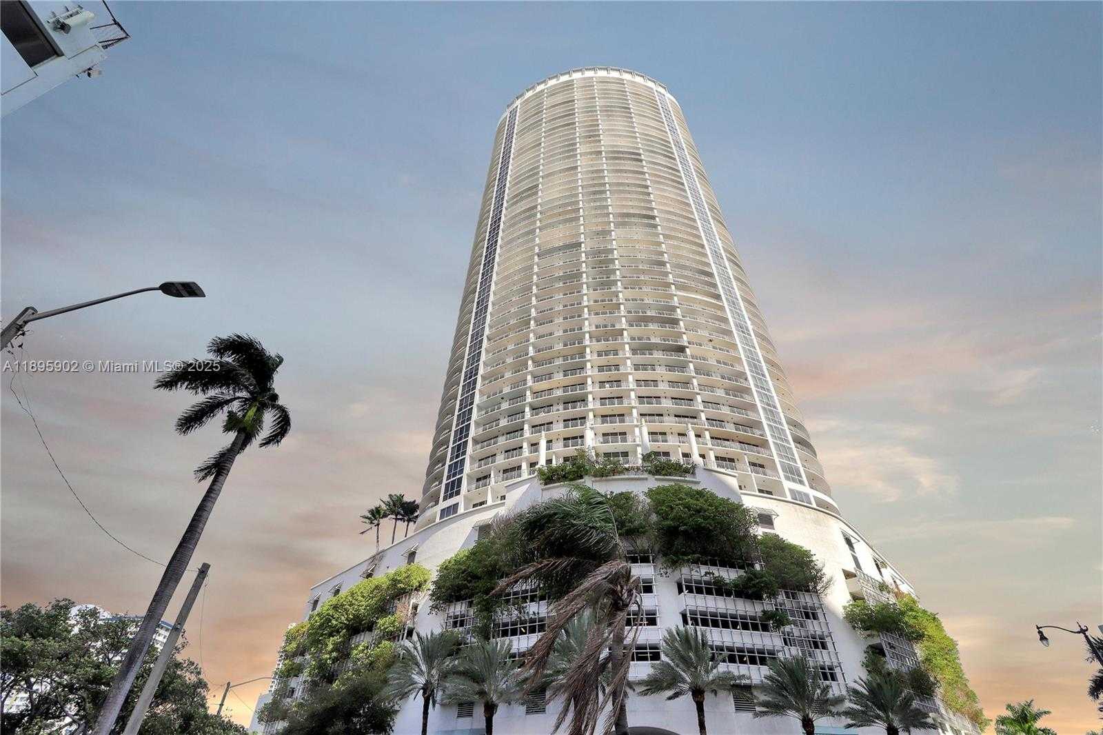 Small Image of 1750 NORTH BAYSHORE DR #3905, Miami Number 20