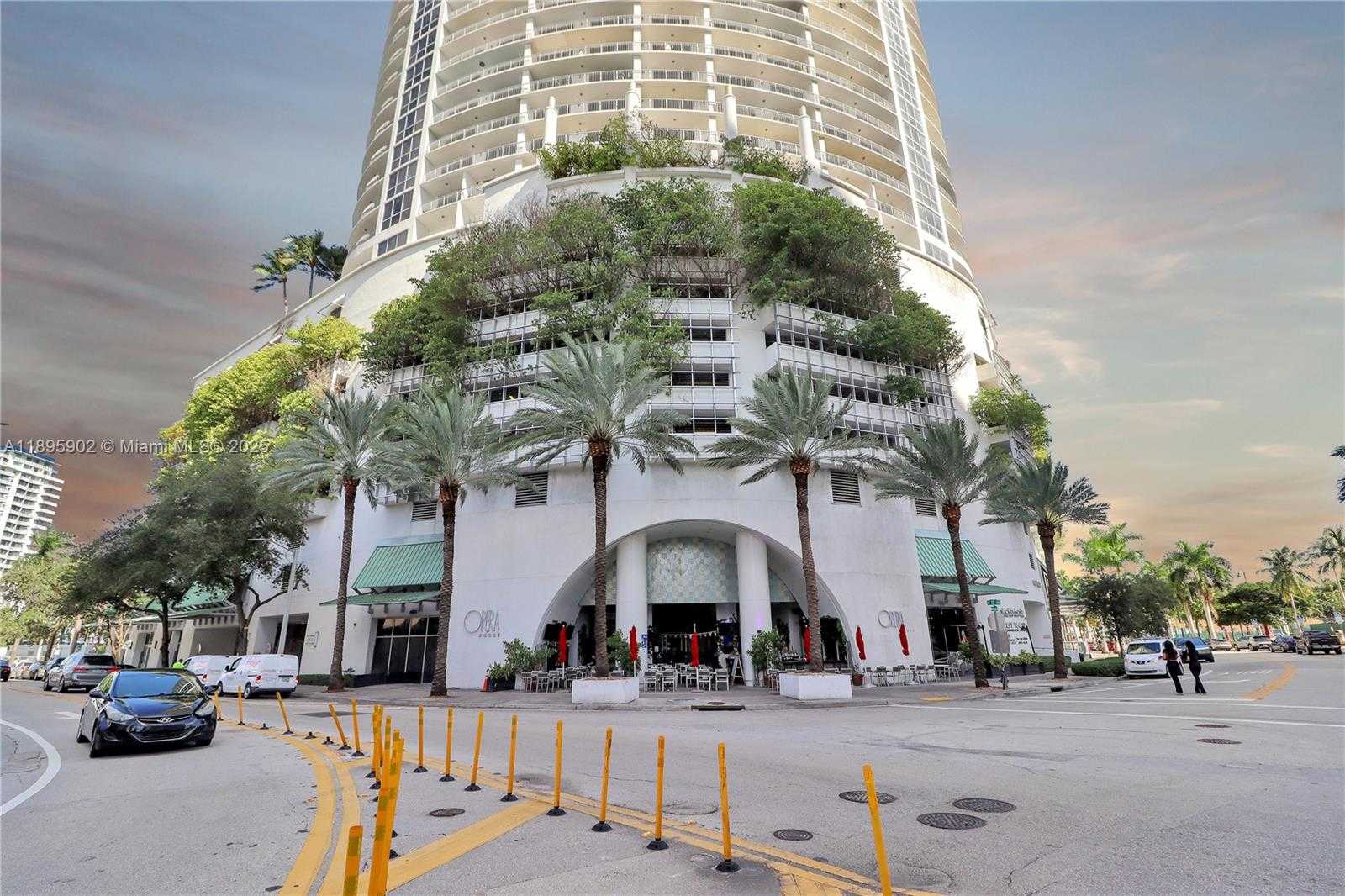 Small Image of 1750 NORTH BAYSHORE DR #3905, Miami Number 21