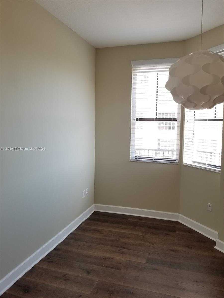 Small Image of 55 MERRICK WAY #828, Coral Gables Number 13