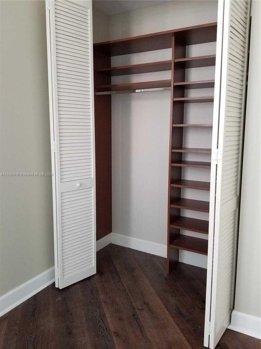 Small Image of 55 MERRICK WAY #828, Coral Gables Number 14