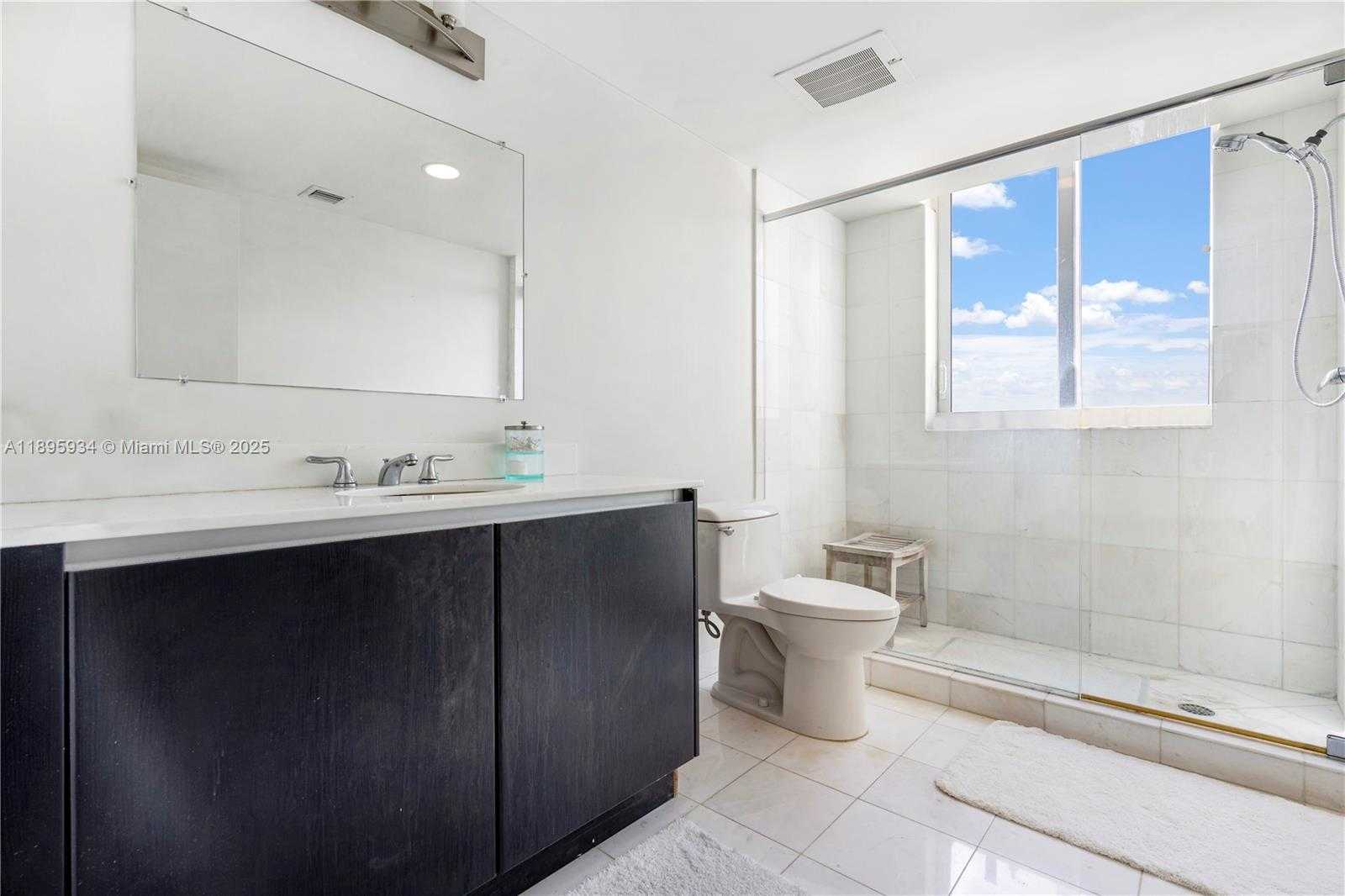Small Image of 665 NORTH EAST 25TH ST #2505, Miami Number 11