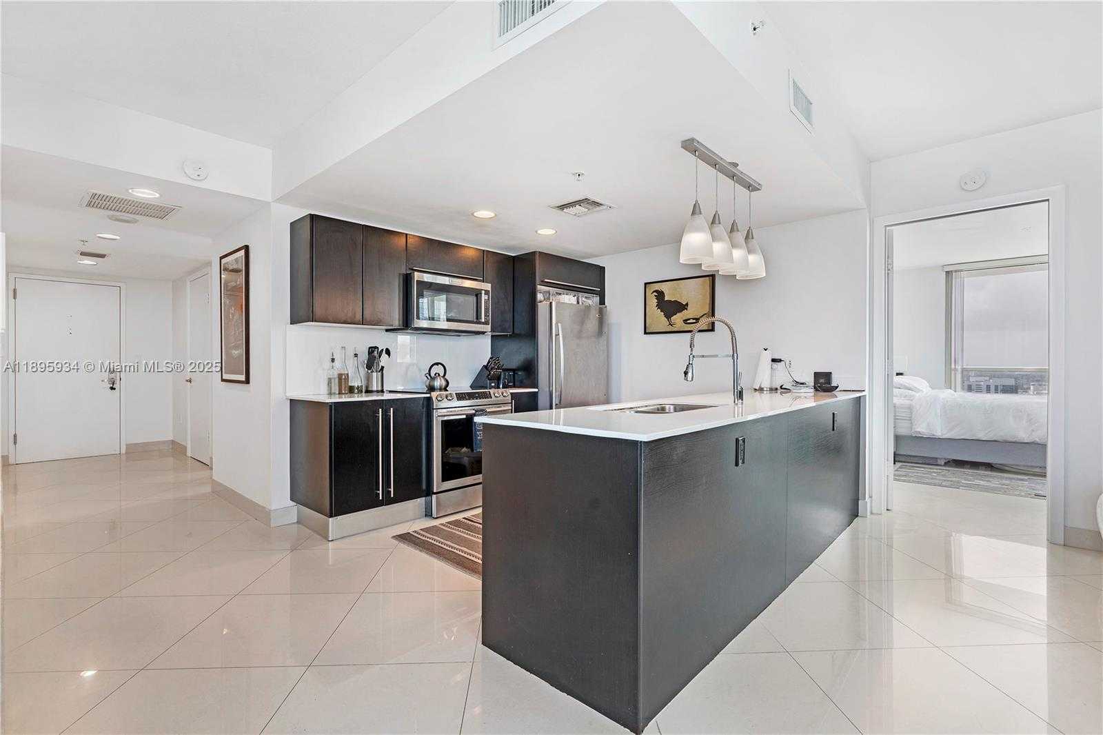 Small Image of 665 NORTH EAST 25TH ST #2505, Miami Number 6