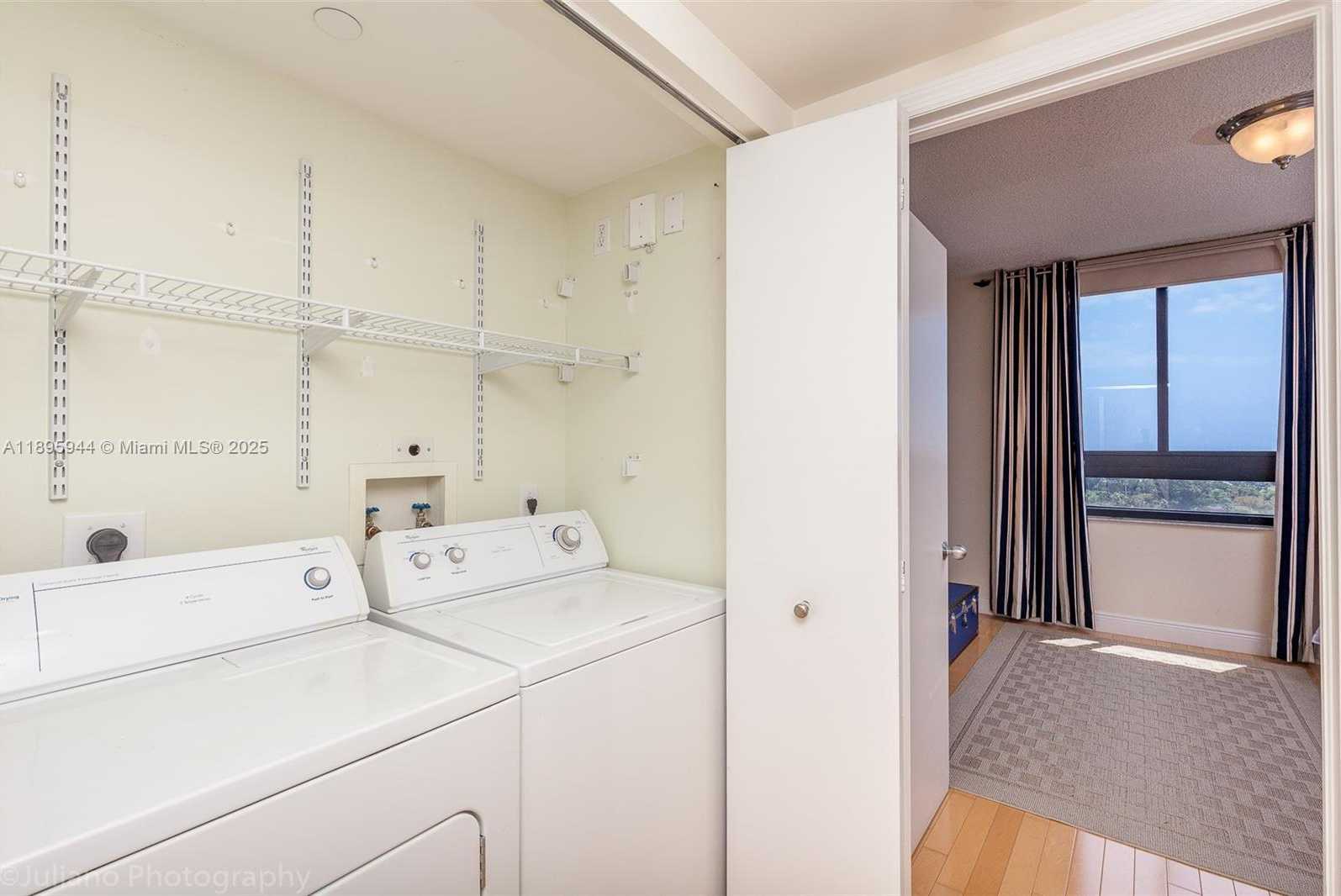 Small Image of 1330 WEST AVE #1613, Miami Beach Number 11