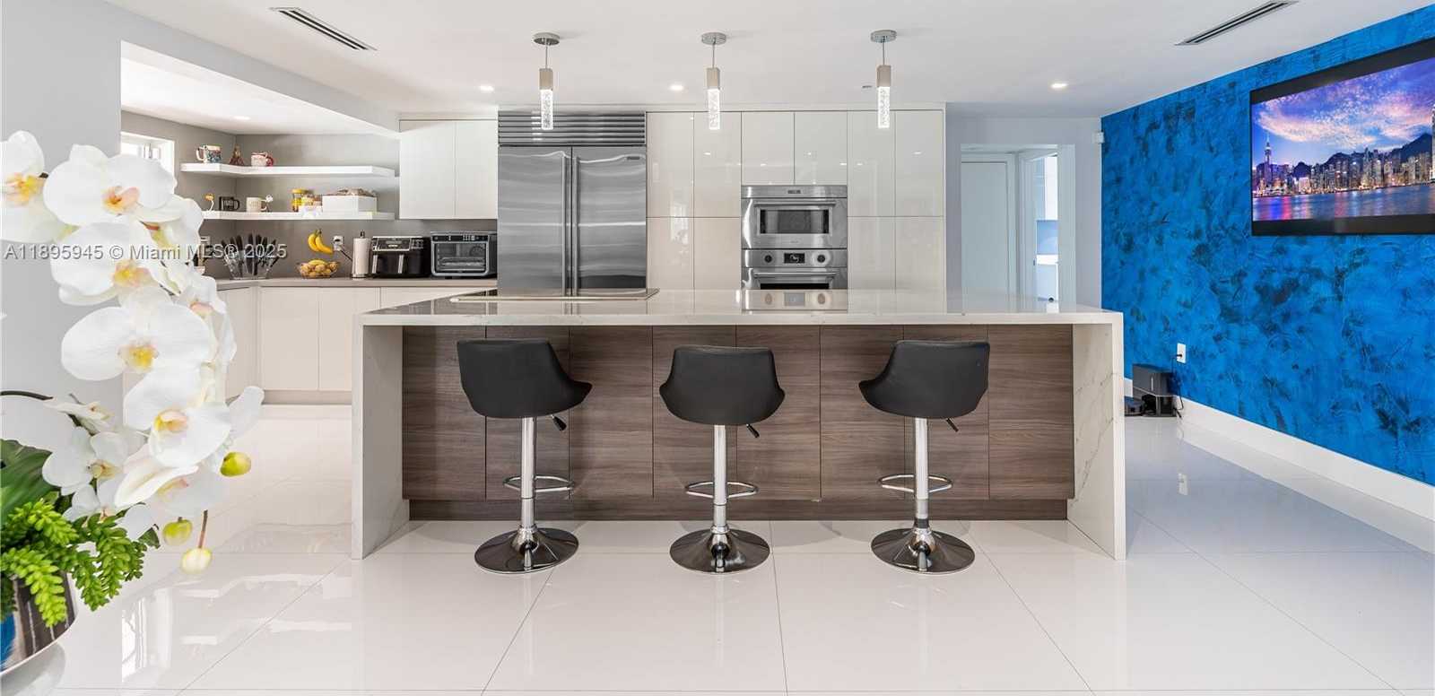 Small Image of 11531 SOUTH WEST 93RD ST, Miami Number 11