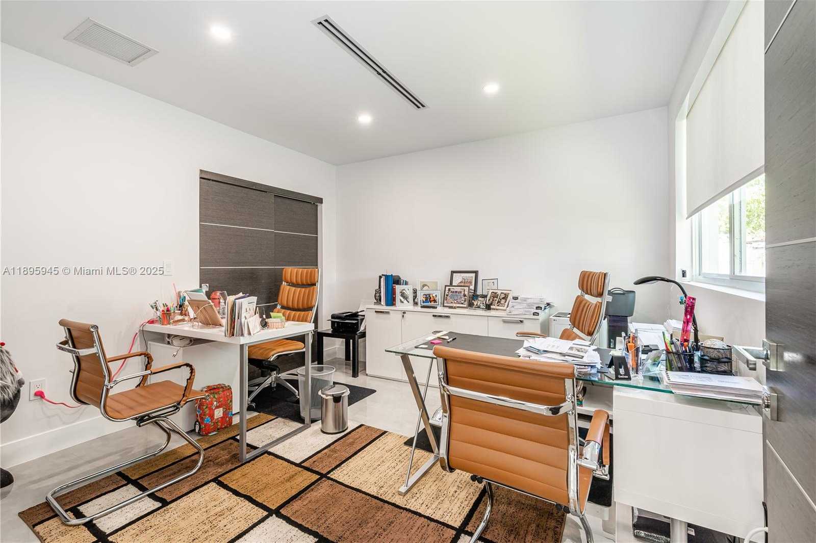 Small Image of 11531 SOUTH WEST 93RD ST, Miami Number 23