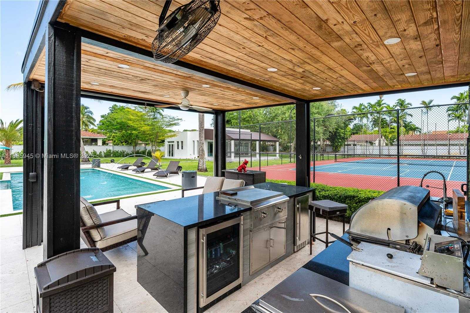 Small Image of 11531 SOUTH WEST 93RD ST, Miami Number 40