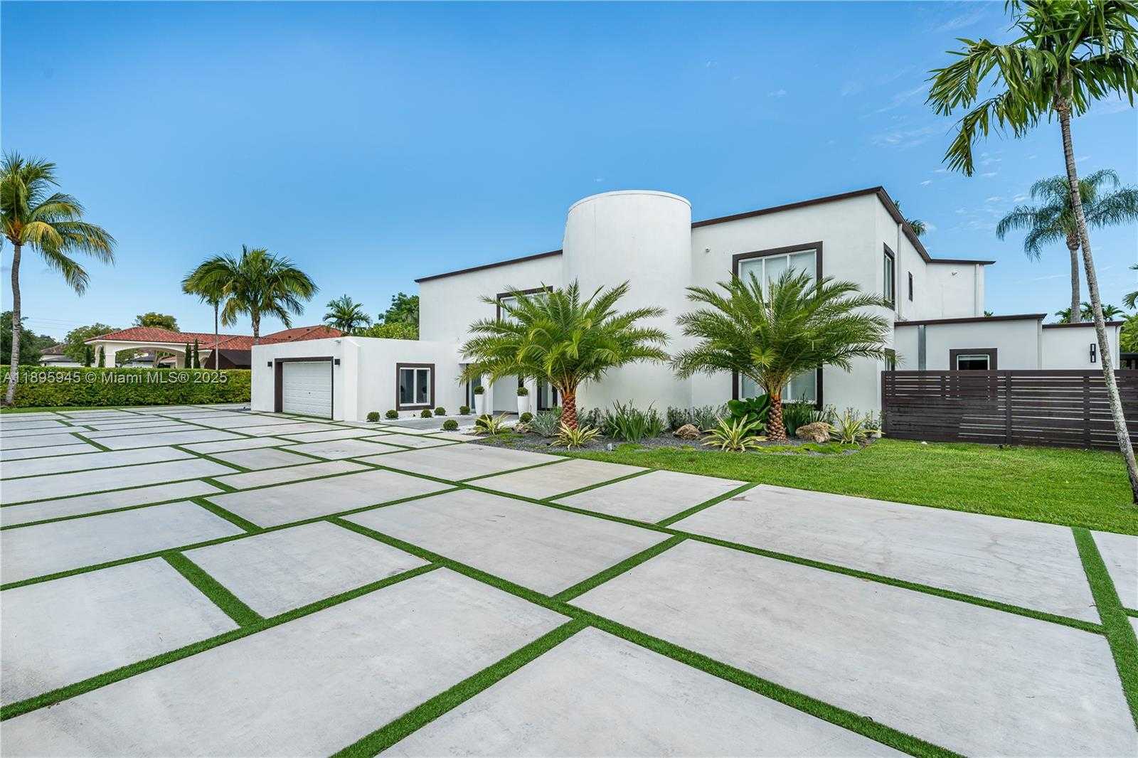 Small Image of 11531 SOUTH WEST 93RD ST, Miami Number 50