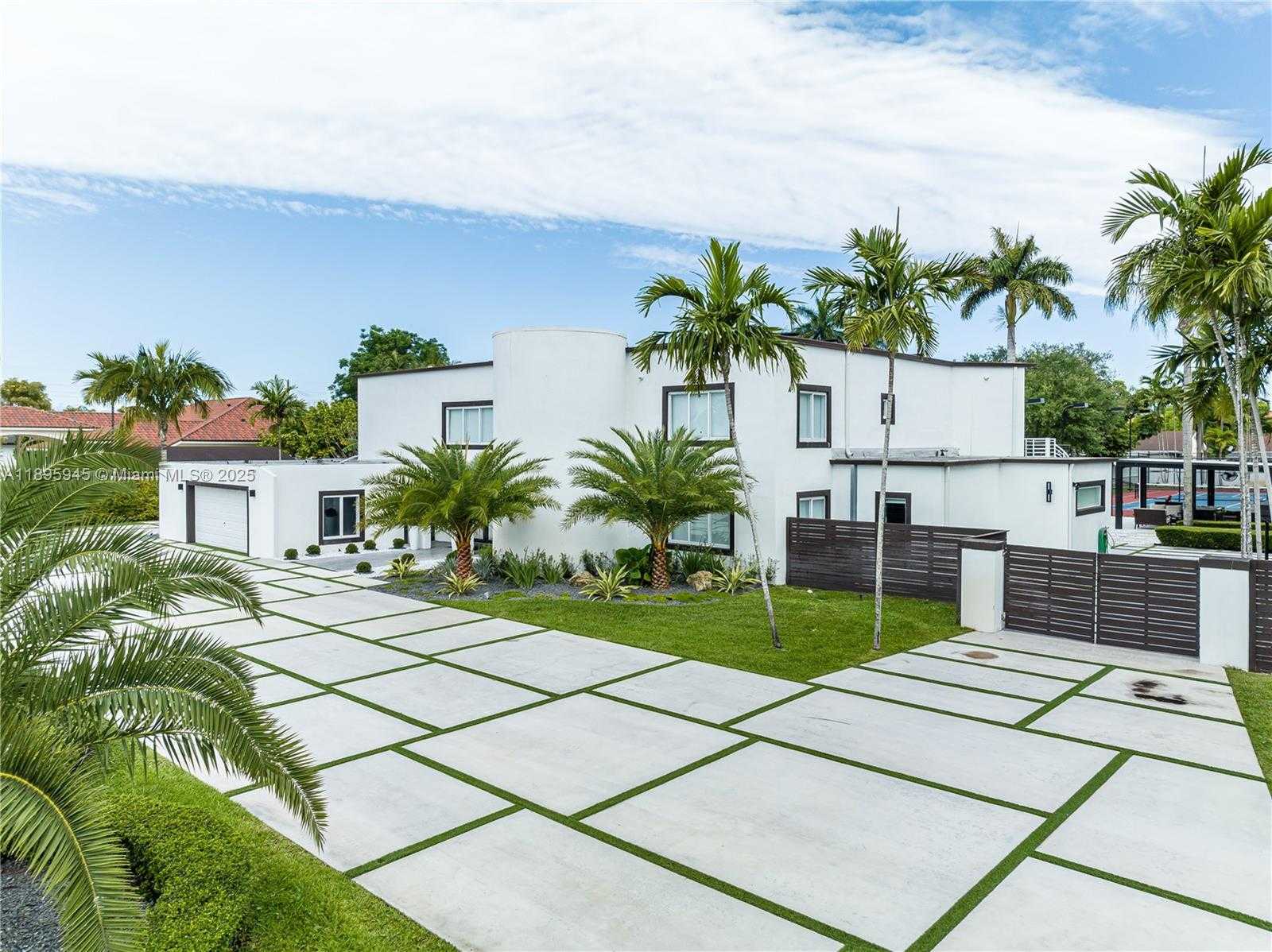 Small Image of 11531 SOUTH WEST 93RD ST, Miami Number 52